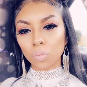 Meet your Posher, Gina